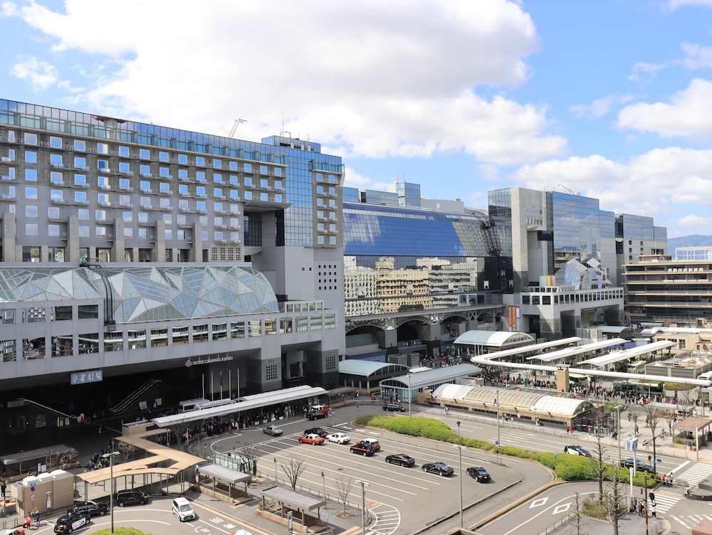 デラックス ダブルルーム シティビュー 部屋からの景観1 | HOTEL Tomiya with M's