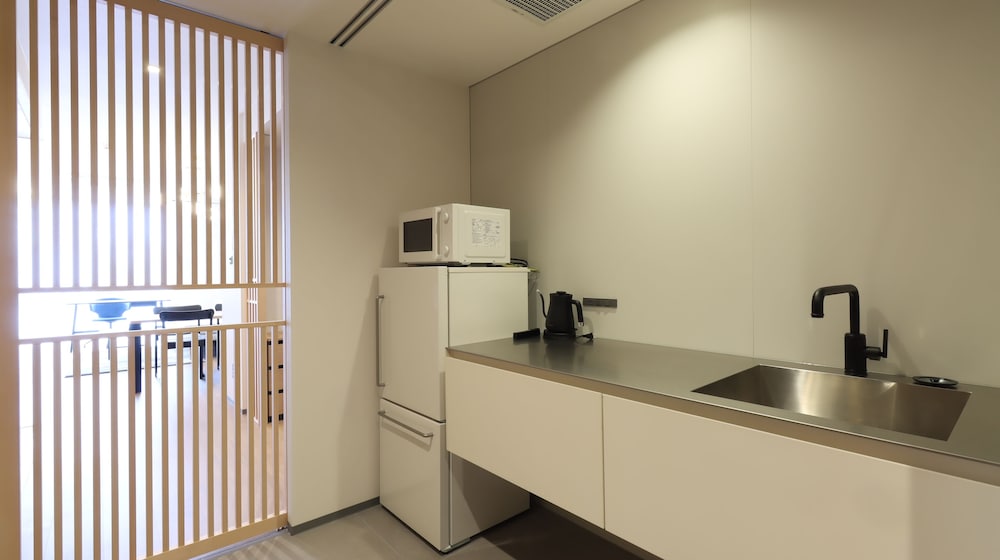 スーペリア スイート シティビュー 専用キッチン0 | HOTEL Tomiya with M's