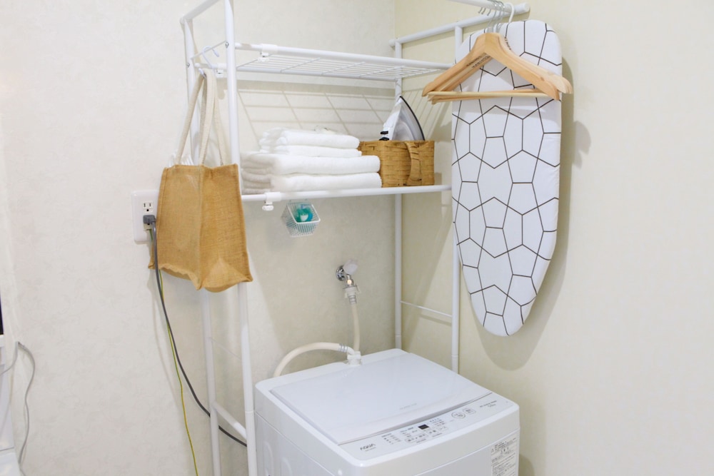 1F 赤の部屋 禁煙 バスルーム3 | マリノワン