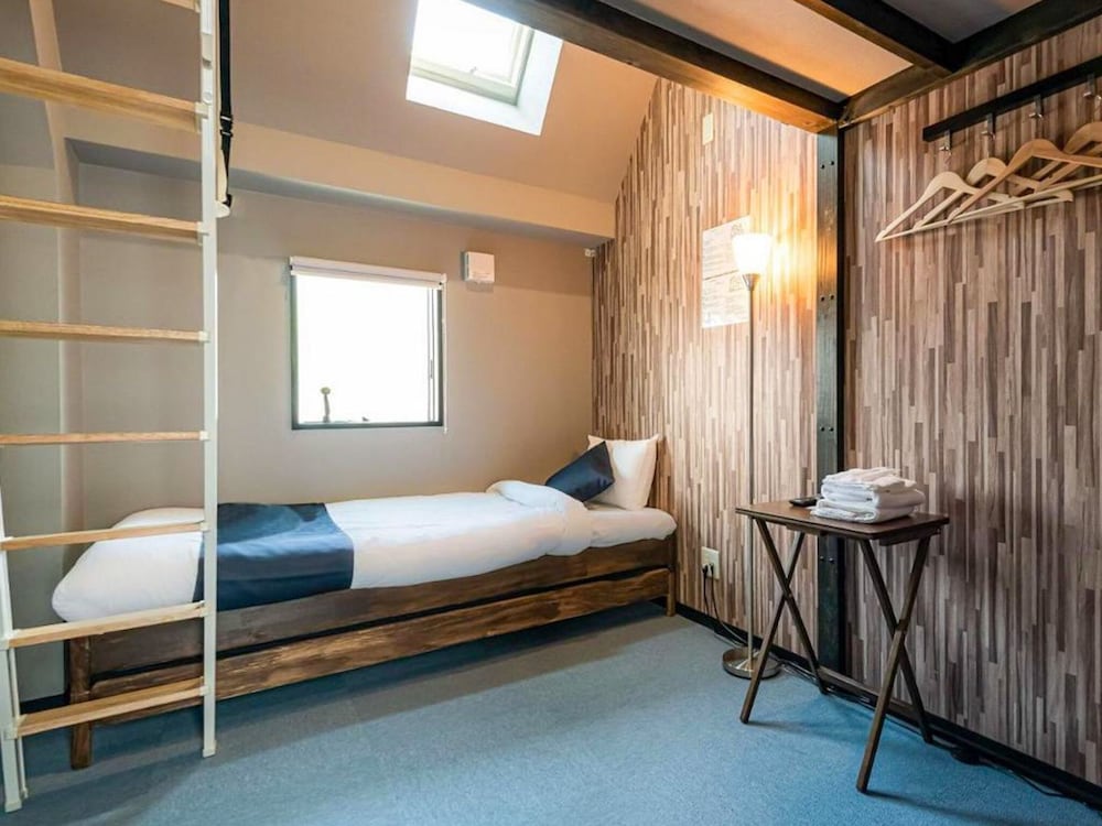 客室1 | Hotel Base Nara