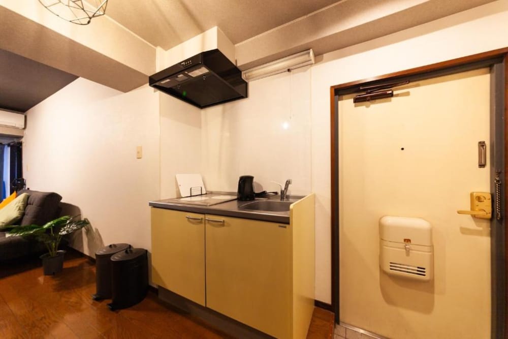 ベーシック ルーム 専用キッチン0 | おやど紀伊国屋 諏訪町