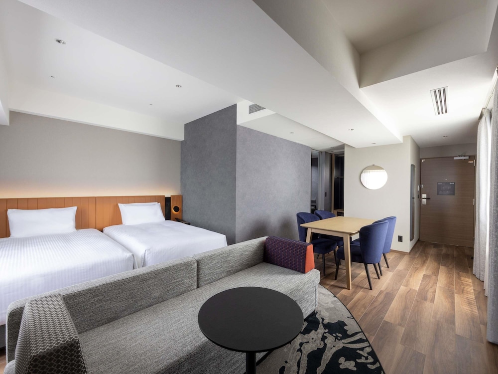 スーペリア ルーム ベッド (複数台) クラブラウンジ利用可 (Bathtub) 客室2 | ノボテル奈良