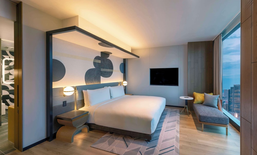 パノラマスイート (キングベッド) 客室0 | キャノピー by ヒルトン大阪梅田