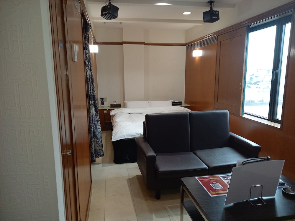 客室1 | HOTEL C-PLUS - 大人限定 客室1 | HOTEL C-PLUS - 大人限定