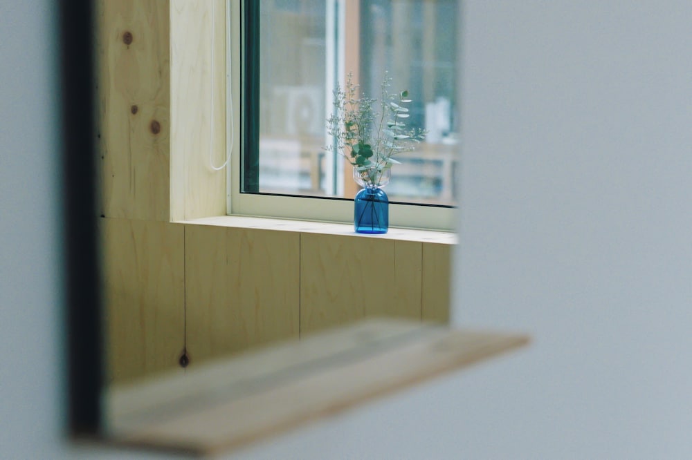 デラックス ダブルルーム ダブルベッド 1 台 テラス パーシャル オーシャン ビュー 客室2 | SOIL Setoda