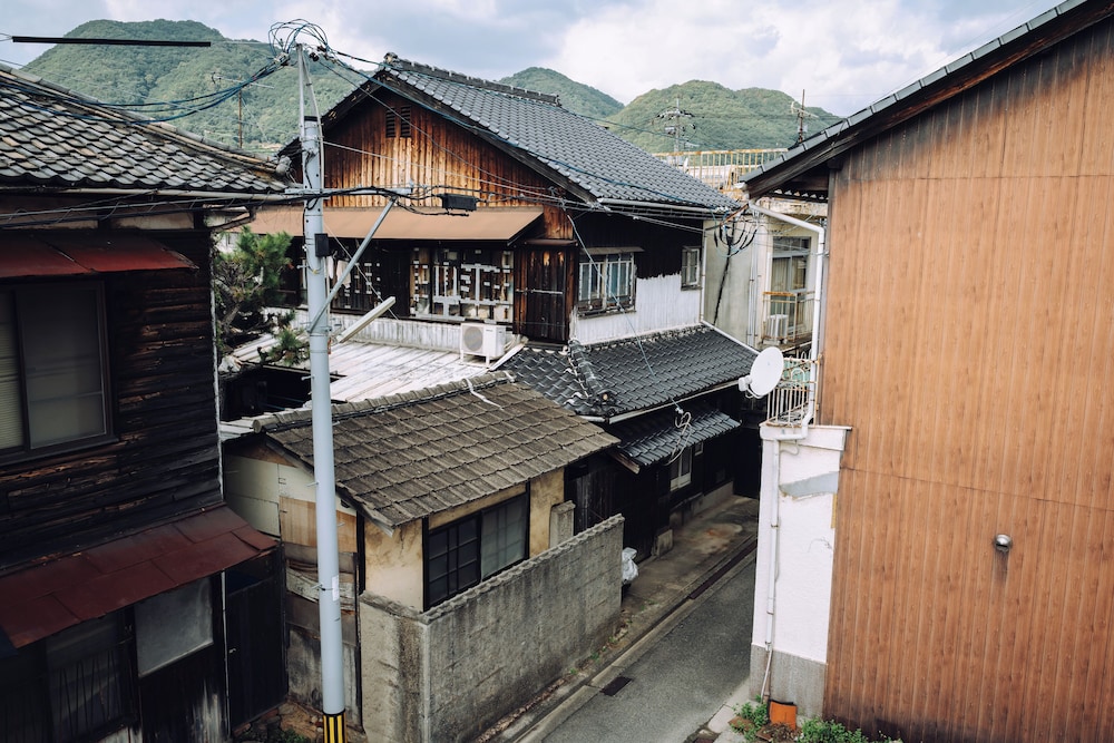 シティ スタジオ ダブルベッド 1 台 テラス 別館 部屋からの景観0 | SOIL Setoda