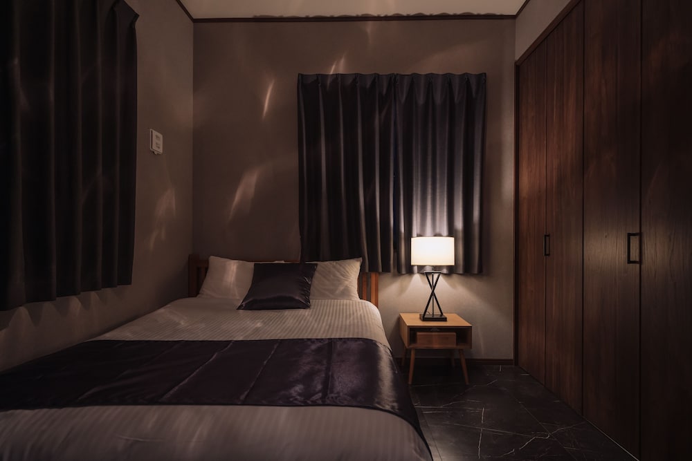 エクスクルーシブ ヴィラ 3 ベッドルーム キッチン ガーデンビュー 客室13 | Private House うーじ家