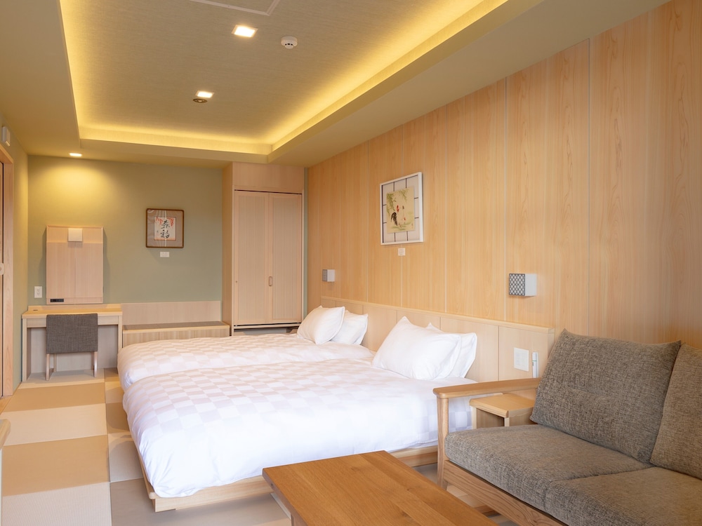 【露天風呂＋テラス付き】癒しの和室ツイン『なごみ』 | ホテル四季の館 箱根芦ノ湖