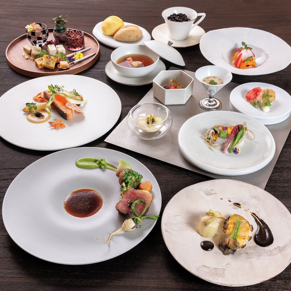 メインイメージ | ホテル四季の館 箱根芦ノ湖