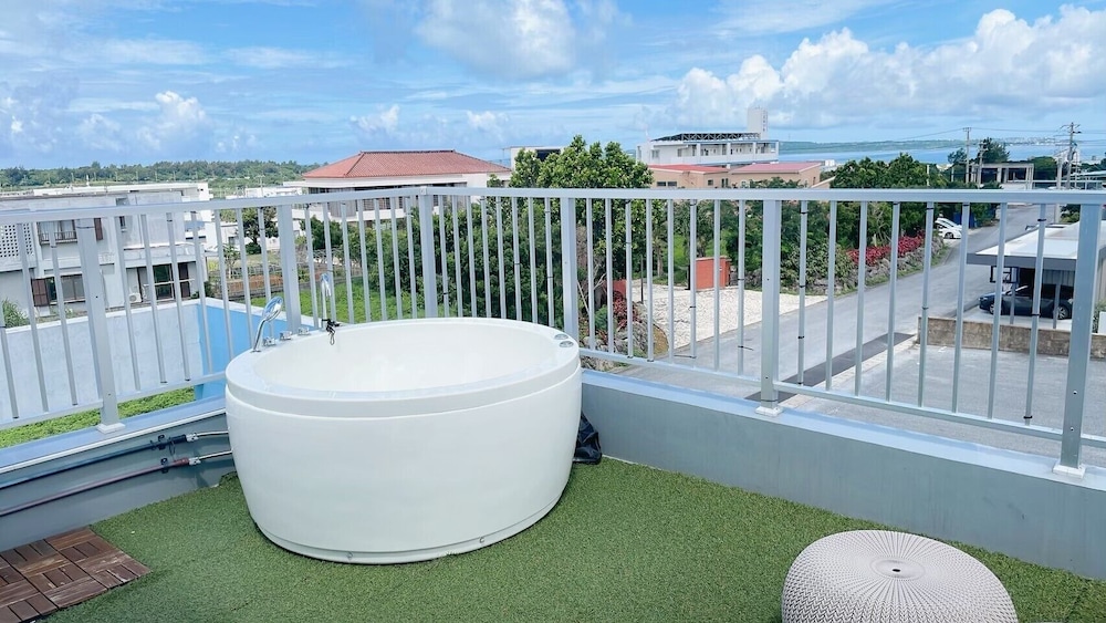 ハウス 専用スパ浴槽0 | Casa YONNA Miyakojima