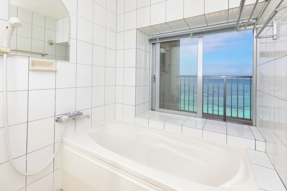 [別館] 2ベッドルーム/バス付 (禁煙) バスルーム0 | ラソールシーリゾート