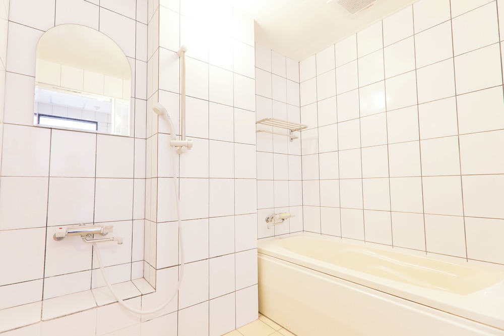 [別館] デラックス 3ベッドルーム/バス付 (禁煙) バスルーム0 | ラソールシーリゾート