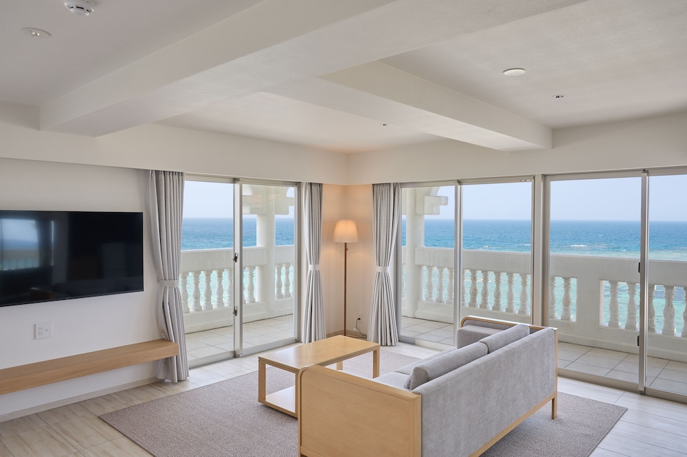 スタンダードツイン (禁煙) 客室2 | ラソールシーリゾート