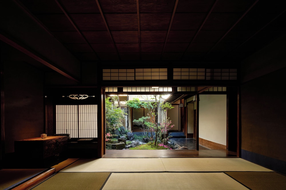 フロント1 | 京の宿 石原 フロント1 | 京の宿 石原