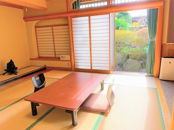 伊豆長岡温泉　弘法の湯　伊古奈荘