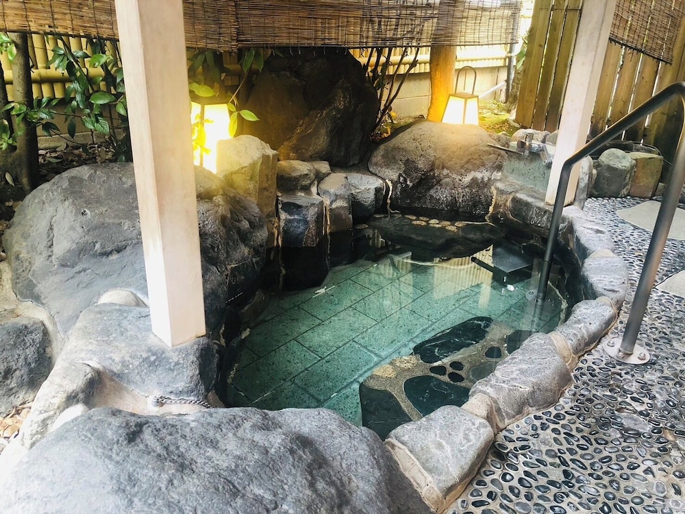 デラックス ルーム 禁煙 ガーデンビュー バスルーム3 | 伊豆長岡温泉 弘法の湯 伊古奈荘