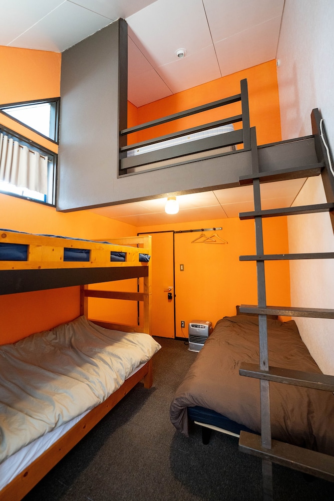4 人部屋 (B) | RETOPIA AIZU