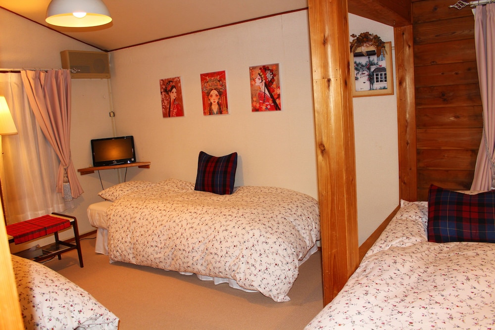 4 人部屋 客室7 | Pension Snowfall Meteorペンション飛雪流星