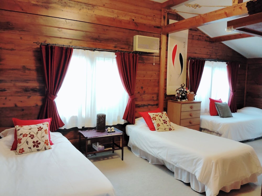 4 人部屋 | Pension Snowfall Meteorペンション飛雪流星