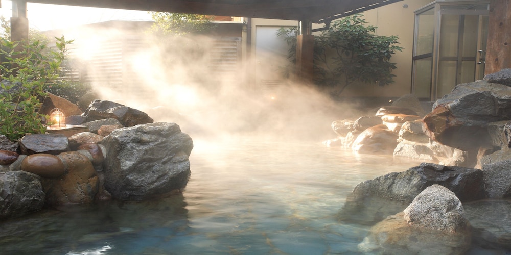 ラグジュアリー グランピング (ゆた〜と温泉券 付) バスルーム0 | ステラスポーツ