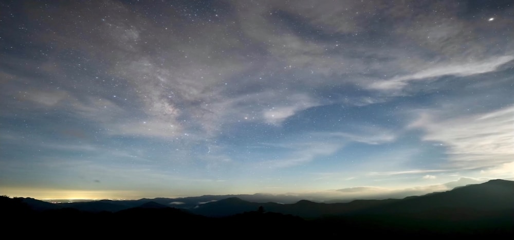 ラグジュアリー グランピング (ゆた〜と温泉券 付) 客室3 | ステラスポーツ