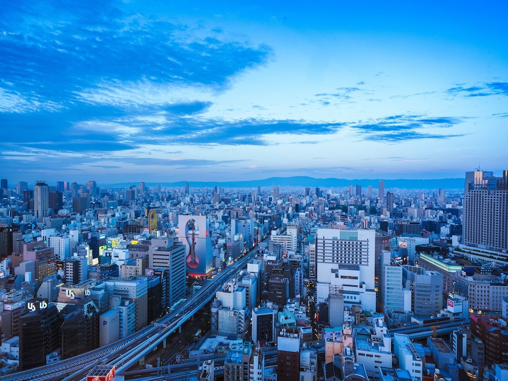 スイートルーム 部屋からの景観0 | アパホテル & リゾート〈大阪なんば駅前タワー〉