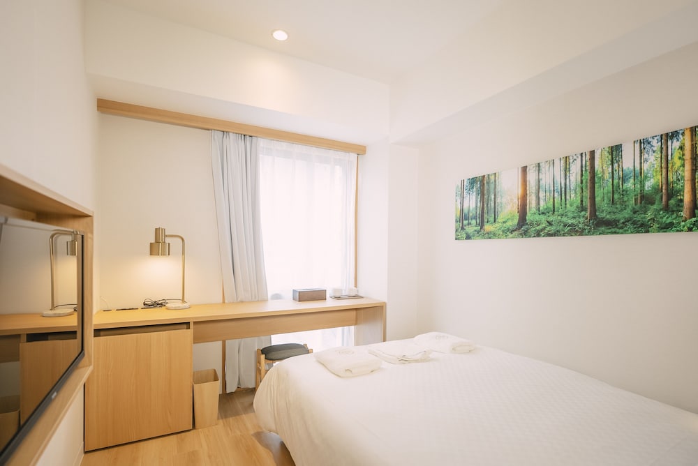 ダブルルーム 客室1 | ファーイーストビレッジホテル大阪なんば南