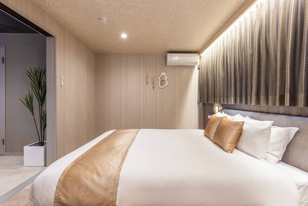 デザイン ハウス 客室15 | ジャパビスタ アクア