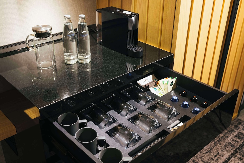デラックスルーム (ツインベッド) 客室2 | ヒルトン京都