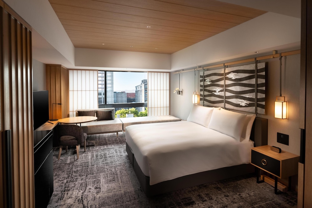 デラックスルーム シティビュー (キングベッド) | ヒルトン京都