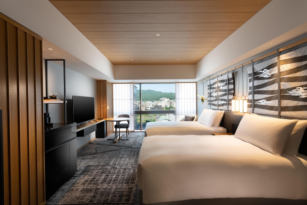 デラックスルーム (ツインベッド) | ヒルトン京都