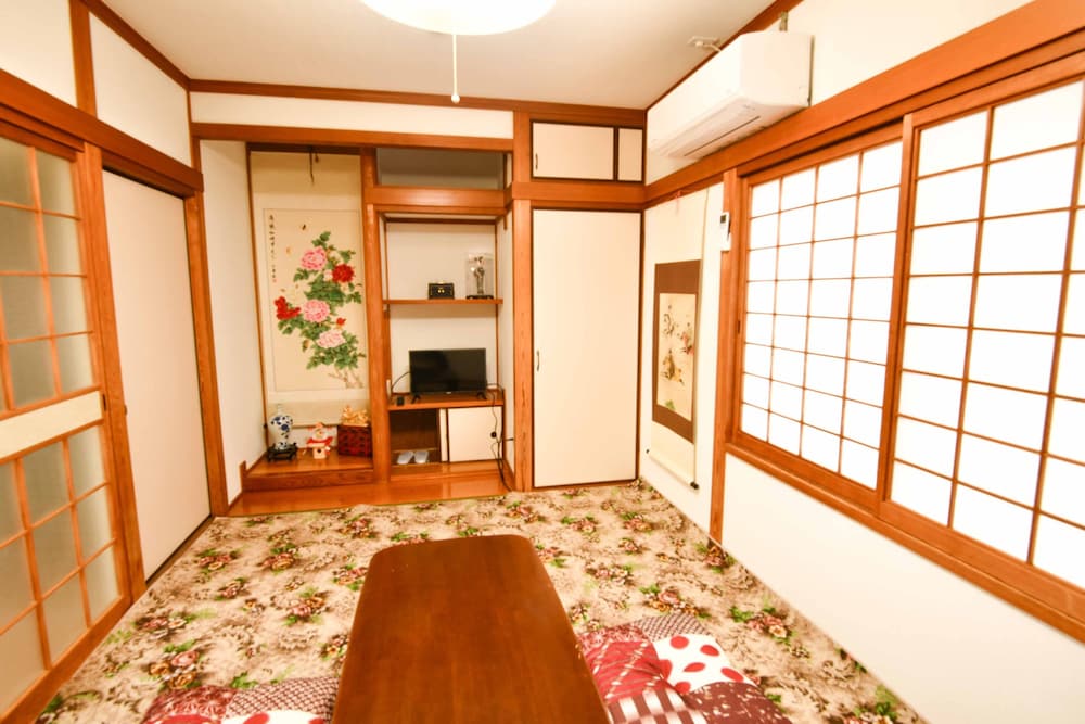 201号 家族宿泊おしゃれ和室 禁煙 | 媛楽園