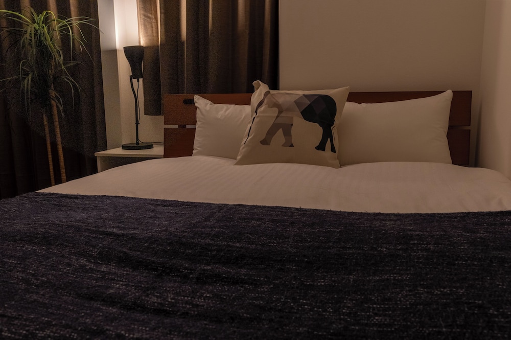 デラックス ツインルーム ダブルベッド 2 台 禁煙 キッチン 客室1 | VIDA 博多