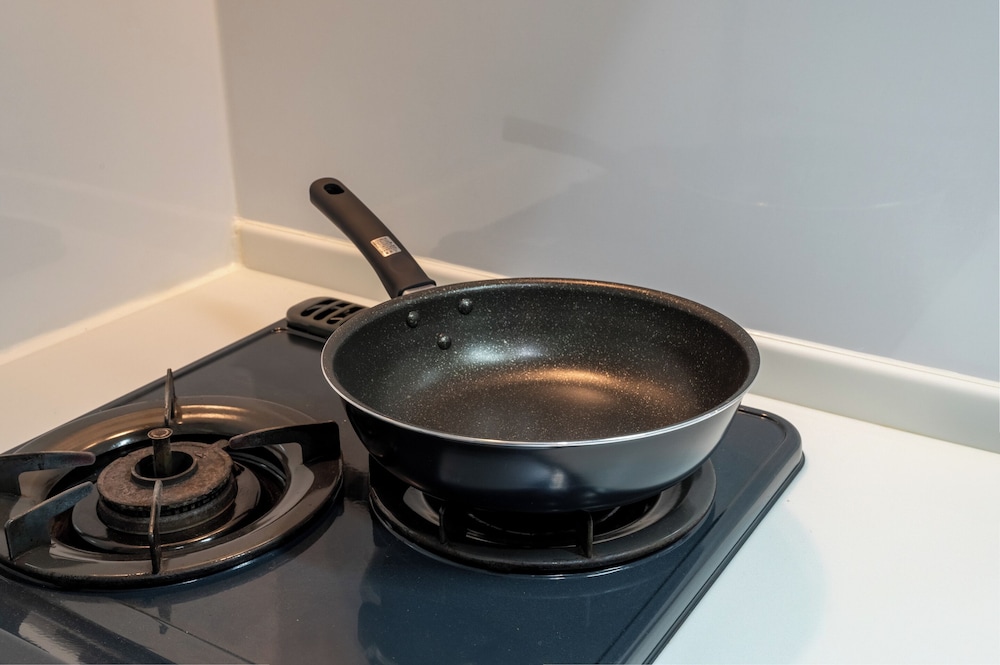 デラックス ツインルーム ダブルベッド 2 台 禁煙 キッチン 客室8 | VIDA 博多