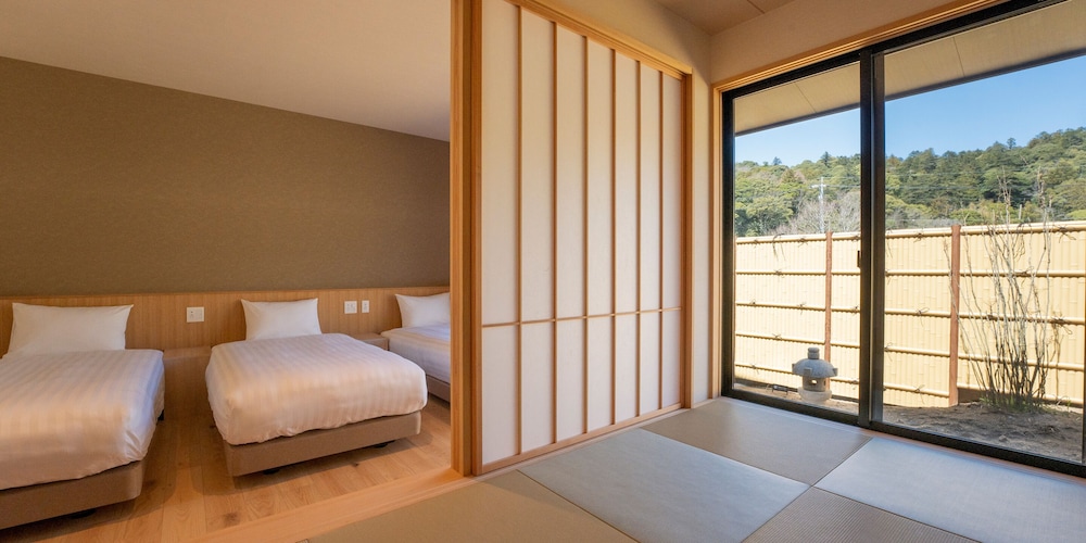 [101] 離れ トリプル+和室/サウナ付 (5名定員) 客室11 | Rakuten STAY 出雲