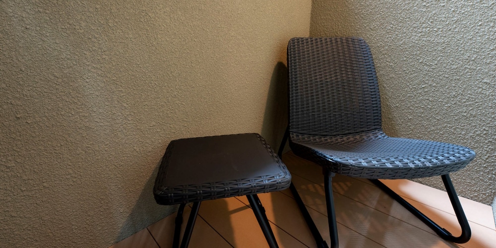 [105] 2クイーンサイズベッド + 和室/ サウナ付 (6名定員) ベランダ1 | Rakuten STAY 出雲