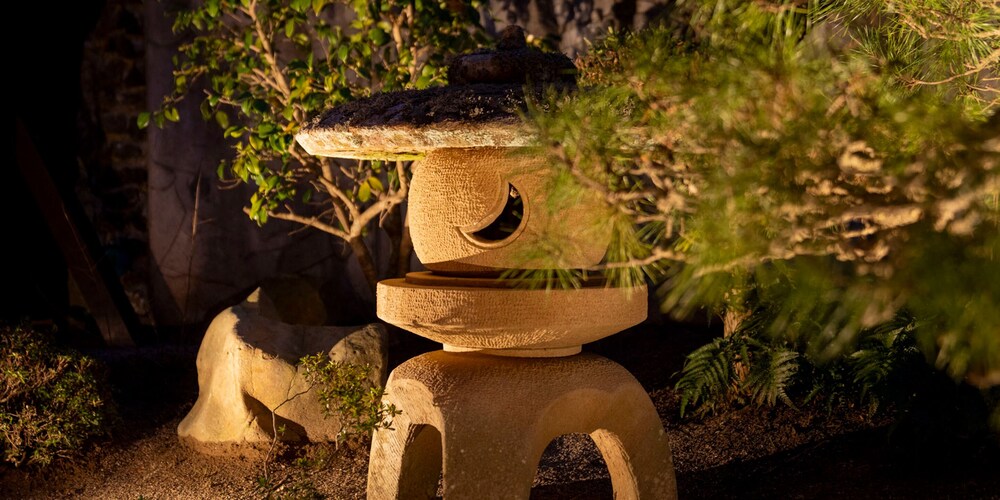 [104] 2クイーンサイズベッド+ 和室/ サウナ付 (6名定員) コートヤード ビュー0 | Rakuten STAY 出雲