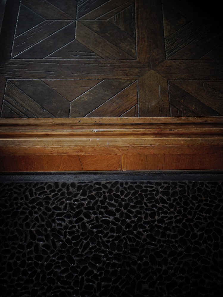 デザイン 4 人部屋（ペット可） 客室12 | Wanderlust Inn