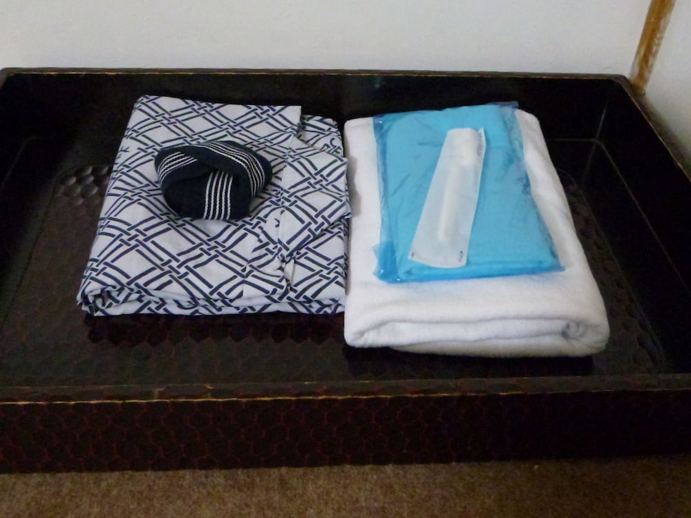 スタンダード ツインルーム 客室の設備とサービス0 | 岩村山荘