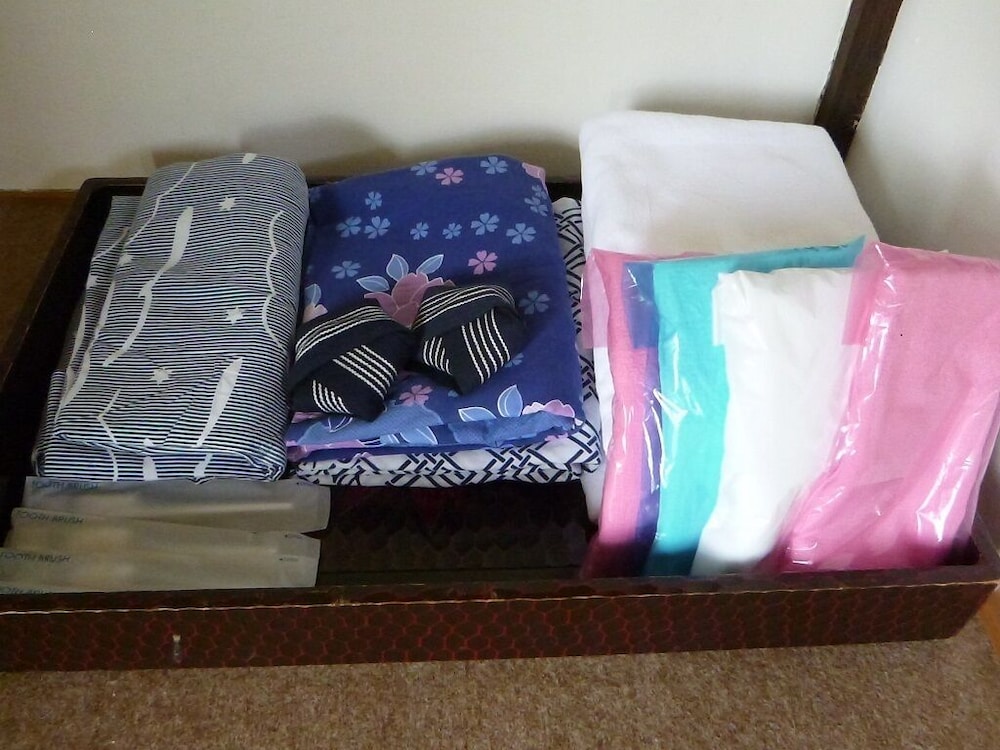 スタンダード ツインルーム 客室の設備とサービス0 | 岩村山荘