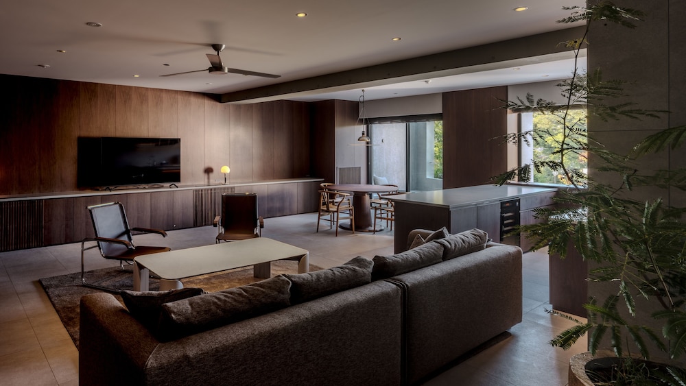 エクスクルーシブルーム +RETREAT | NOT A HOTEL FUKUOKA