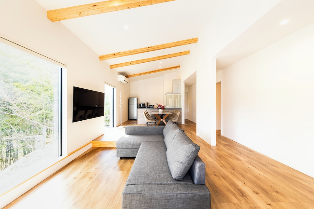 ラグジュアリー ヴィラ 3 ベッドルーム プライベートプール ヒルビュー | TERRA湯布院