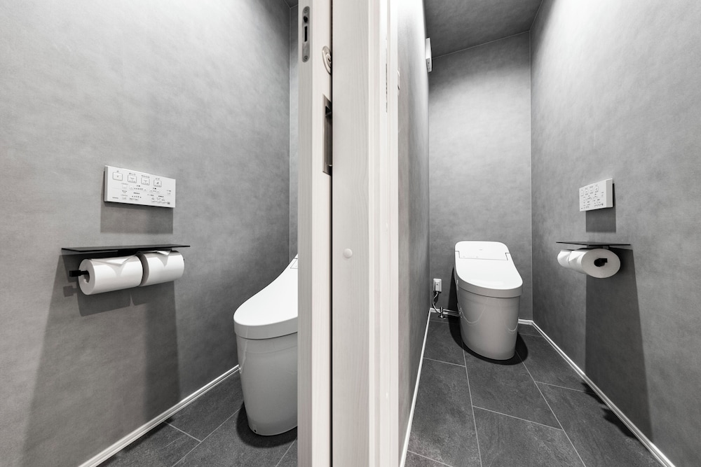 ラグジュアリー ヴィラ 3 ベッドルーム プライベートプール ヒルビュー バスルーム4 | TERRA湯布院