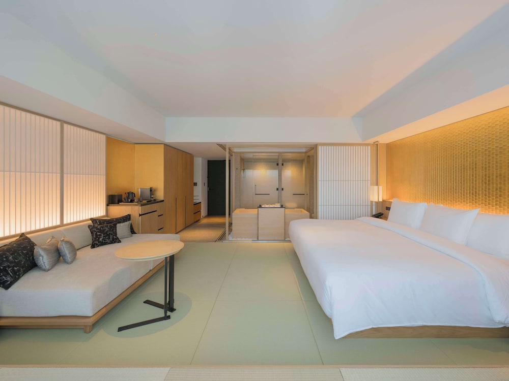 セレニティ・キング 客室1 | バンヤンツリー・東山 京都