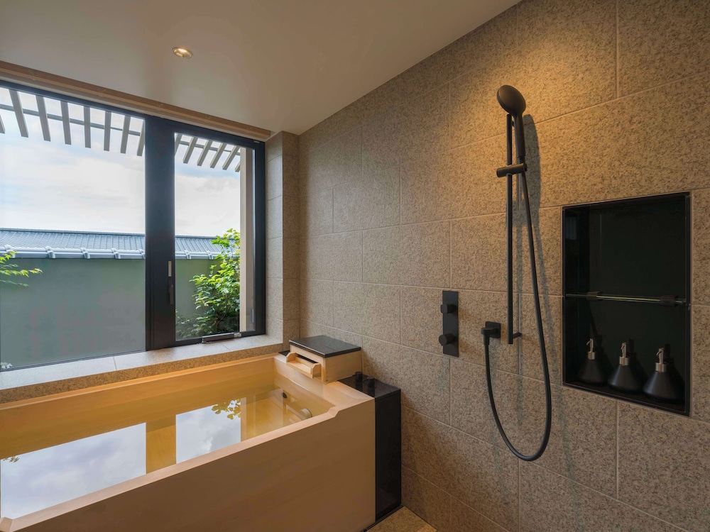 Onsenリトリート・ツイン バスルーム2 | バンヤンツリー・東山 京都