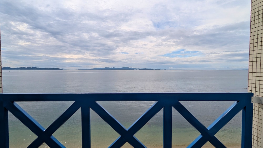 デラックス ツインルーム 禁煙 オーシャンビュー バルコニーからの眺望0 | 瀬戸内リゾートホテル