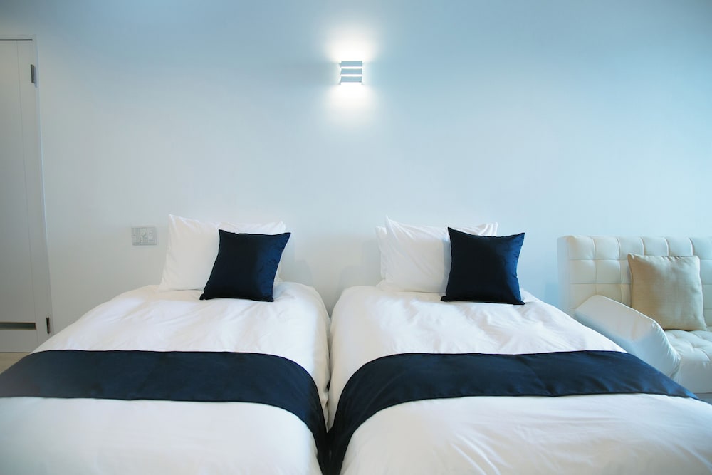 スタンダード ツインルーム ラナイ オーシャンビュー 客室1 | 瀬戸内リゾートホテル