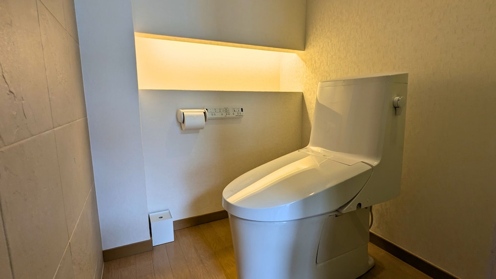 デラックス ツインルーム 禁煙 オーシャンビュー バスルーム1 | 瀬戸内リゾートホテル