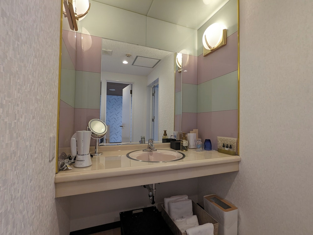 スタンダード ツインルーム ラナイ オーシャンビュー バスルーム0 | 瀬戸内リゾートホテル