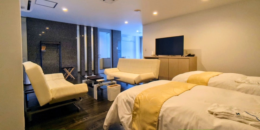 ファミリー ツインルーム 4 ベッドルーム 喫煙可 シービュー 客室3 | 瀬戸内リゾートホテル